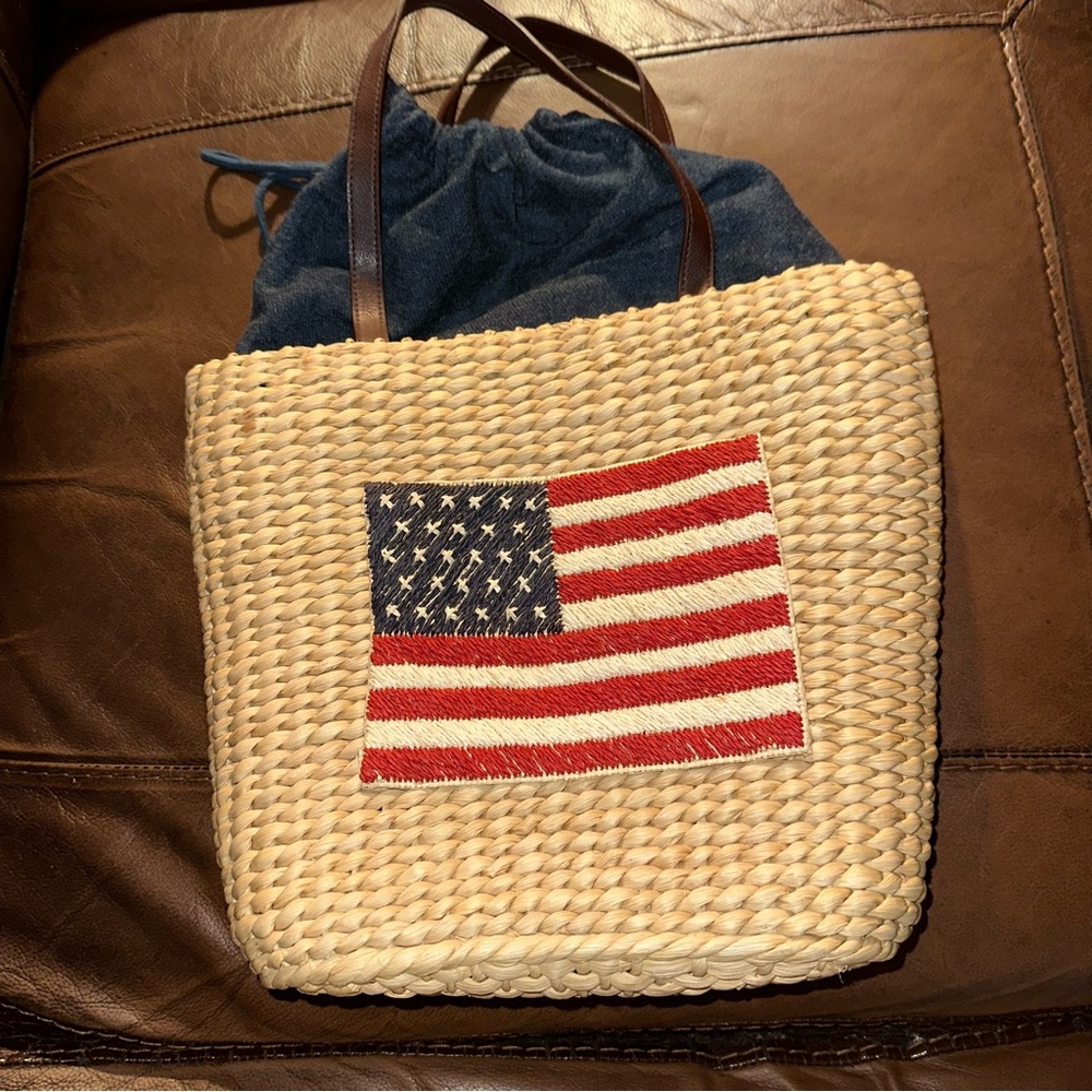 Woven Tote Bag with American Flag Design - Picture 2 of 4